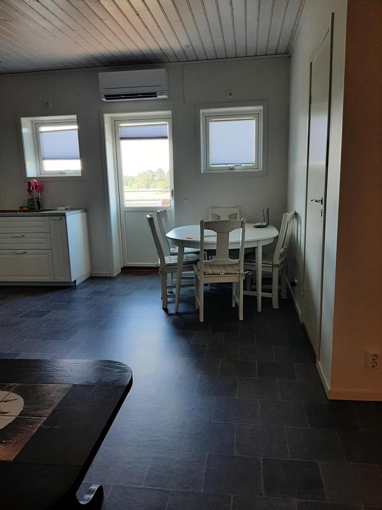 Ferienwohnung Tess Pa Noeddoe Strömstad Exterior foto